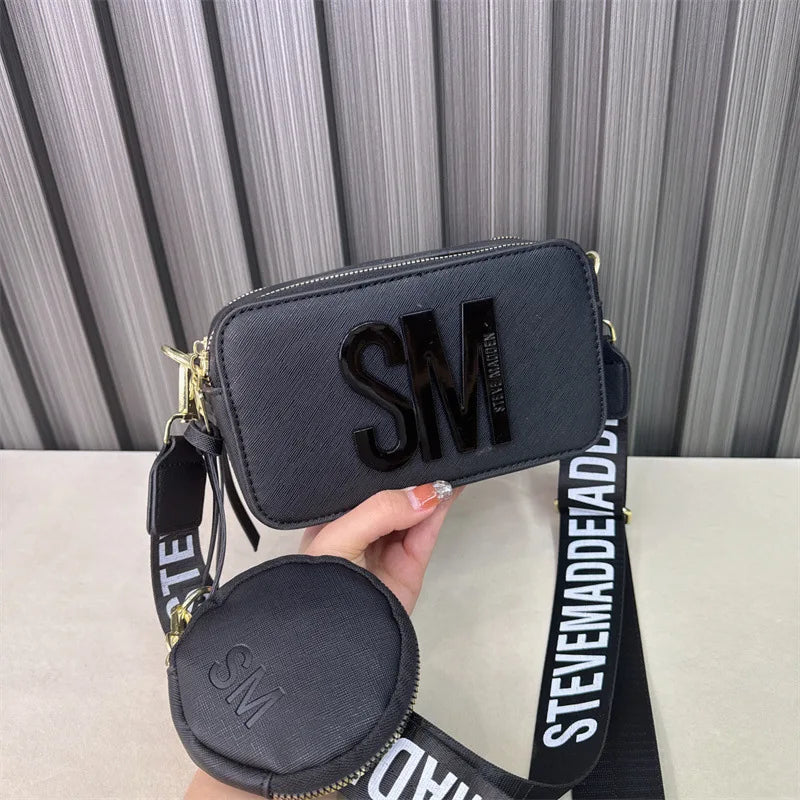 Fashionable Camera Bag with Wide Shoulder Strap for Every Occasion