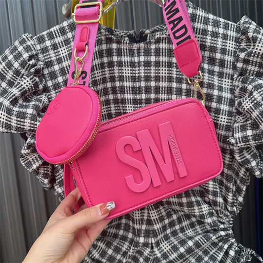 Fashionable Camera Bag with Wide Shoulder Strap for Every Occasion